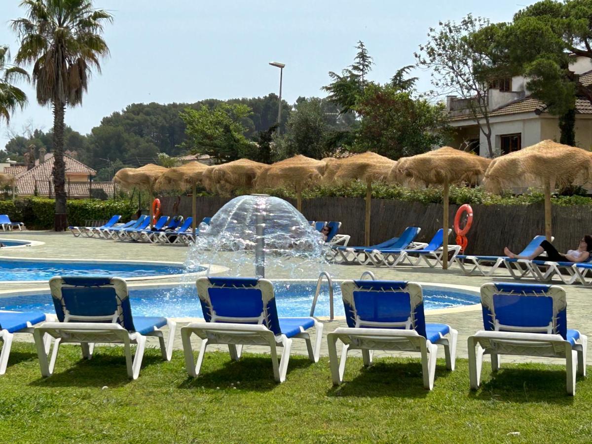 Aparthotel Ar Bolero Park Lloret de Mar Exterior foto